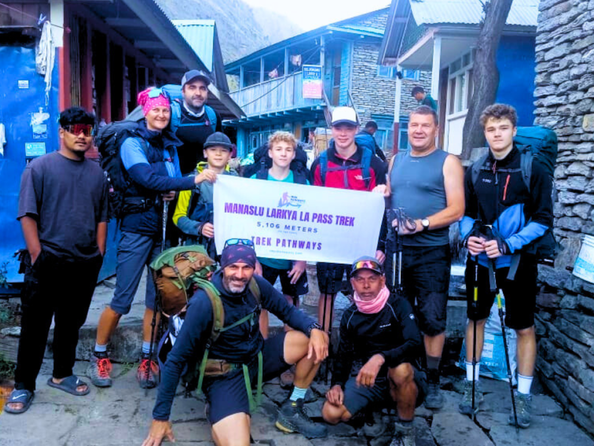 Trek du circuit de Manaslu, Lark La Pass,